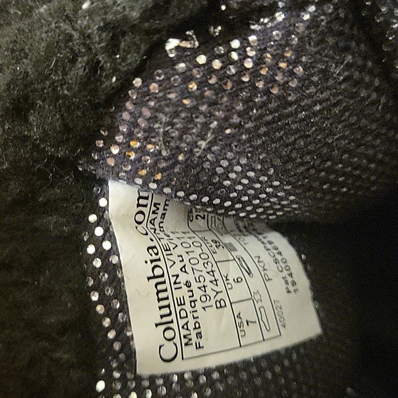 Columbia boots - Picture 7 of 8